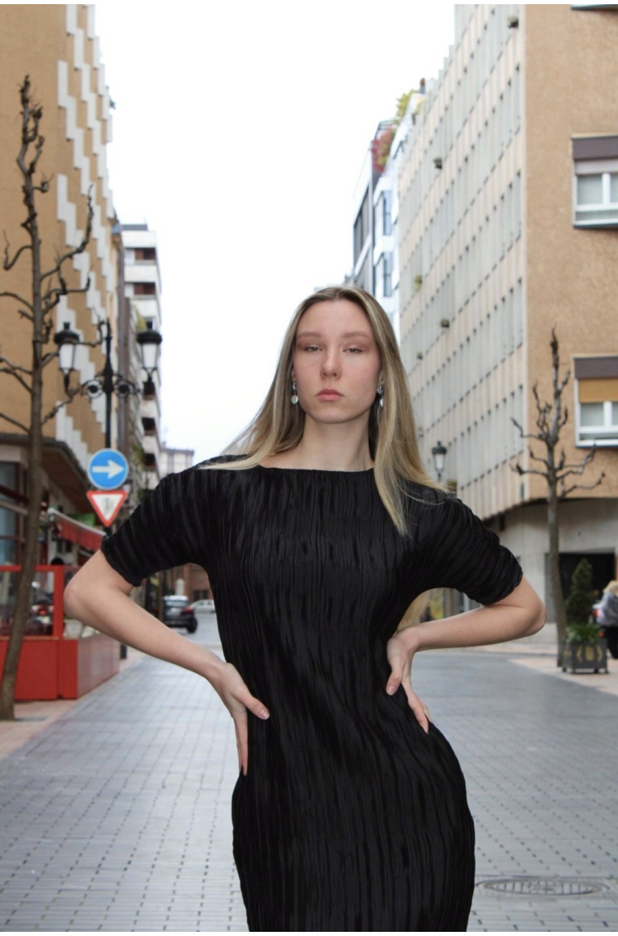 VESTIDO DELPHOS NEGRO