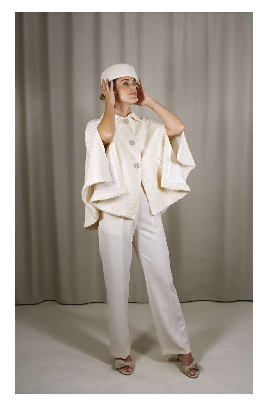 CAPA TWEED BLANCO ROTO